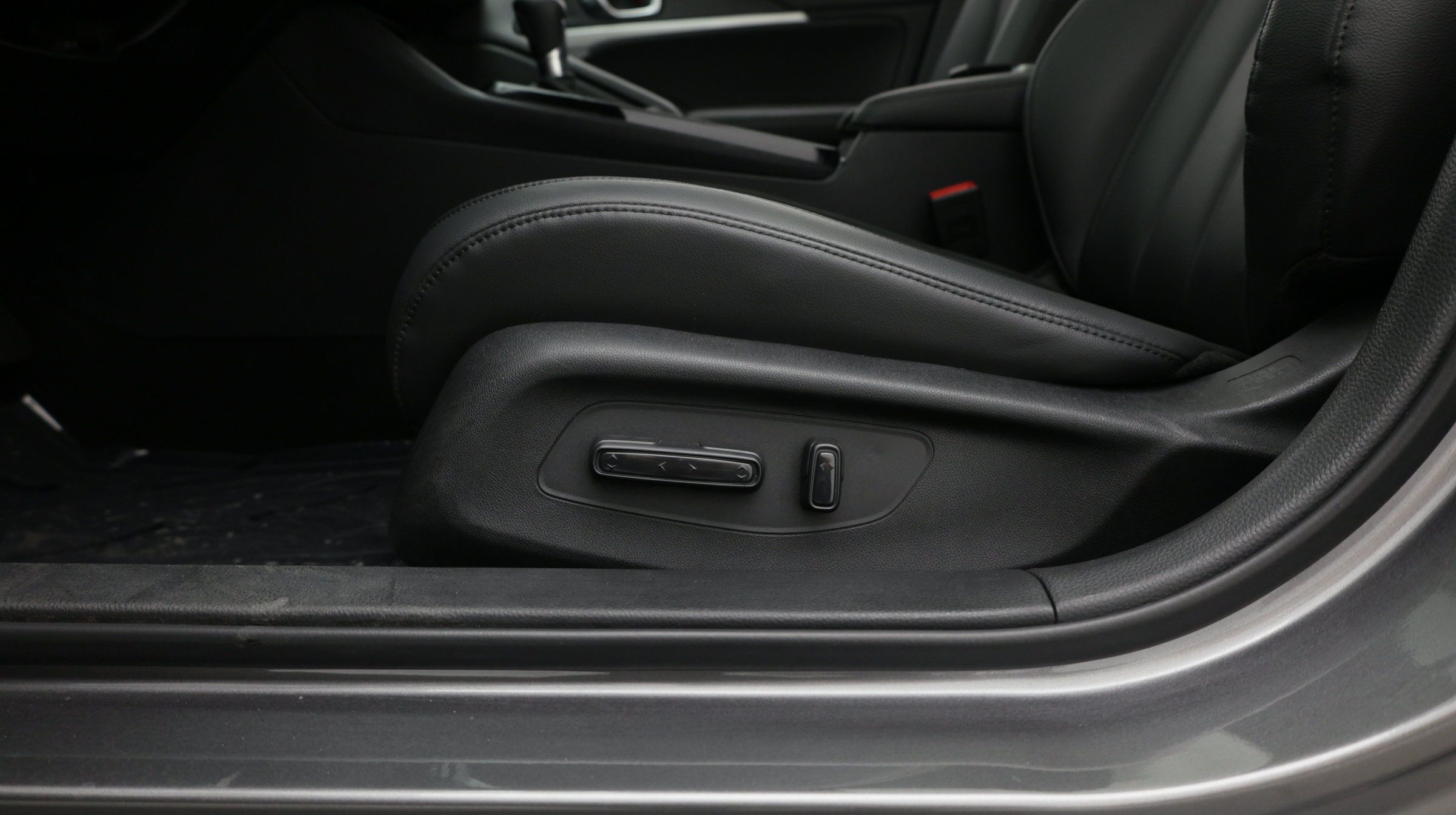 Used 2025 Acura Integra FWD image 19