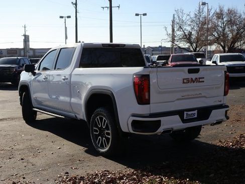 New 2026 GMC Sierra 1500 AT4 w/ AT4 Premium Package image 4