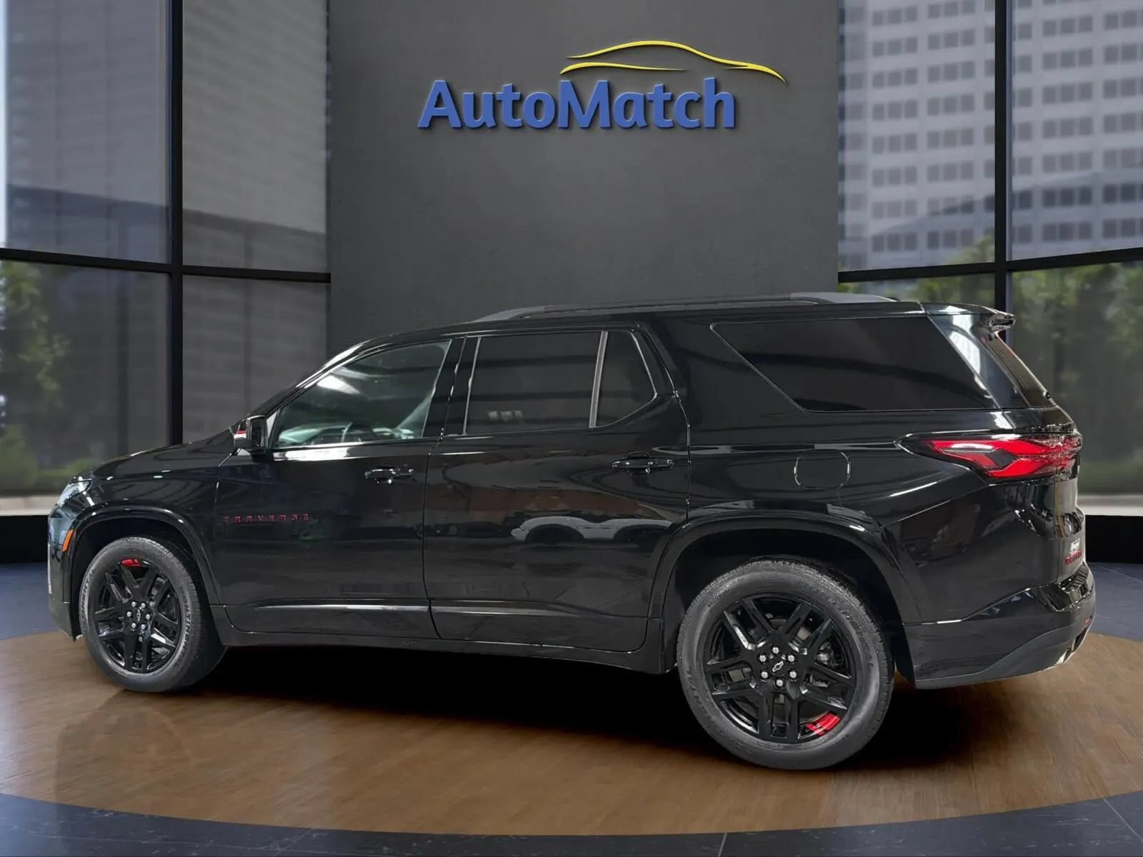 Used 2023 Chevrolet Traverse Premier w/ Redline Edition FWD image 8