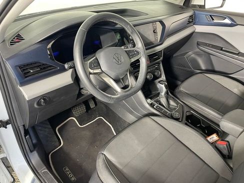 Used 2023 Volkswagen Taos SE w/ Panoramic Sunroof Package AWD/4WD image 3