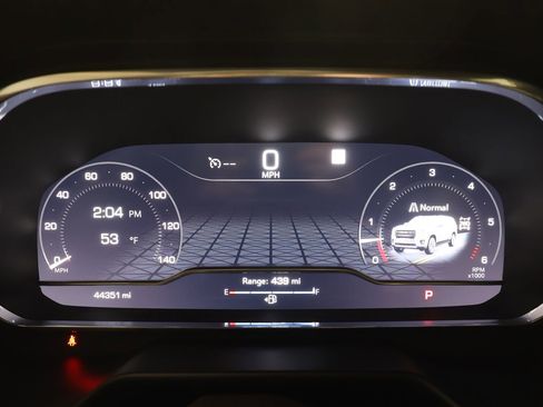 Certified 2023 GMC Yukon XL SLT image 12