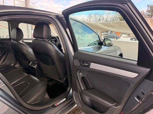 Used 2016 Audi A4 2.0T Premium Plus w/ Technology Package image 21