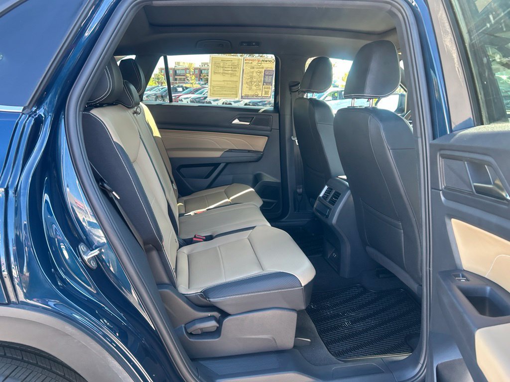 Used 2023 Volkswagen Atlas Cross Sport SE w/ Panoramic Sunroof Package AWD/4WD image 17