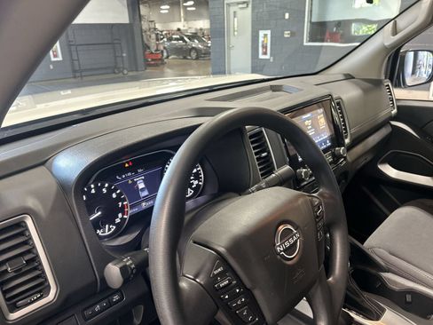 Certified 2024 Nissan Frontier SV w/ Technology Package AWD/4WD image 29
