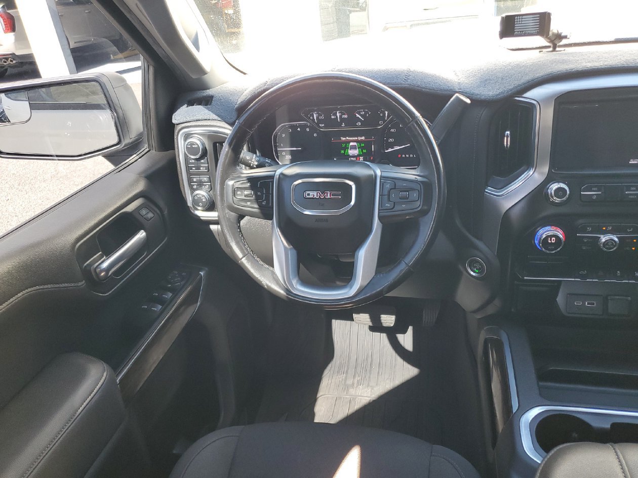 Used 2022 GMC Sierra 1500 Elevation w/ LPO, Elevation Black Package AWD/4WD image 12