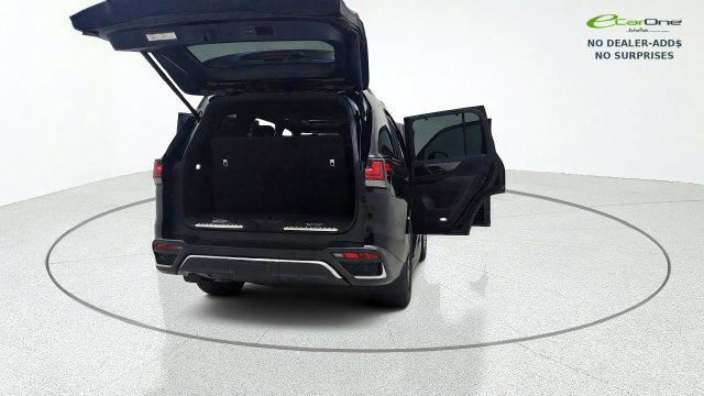Used 2022 Lexus LX 600 F Sport w/ Accessory Package (Z1) AWD/4WD image 17