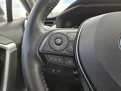 Used 2020 Toyota RAV4 XLE Premium AWD/4WD image 35