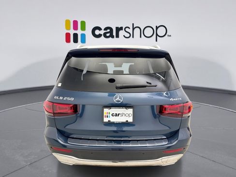 Used 2022 Mercedes-Benz GLB 250 4MATIC image 4