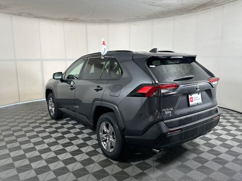 Certified 2023 Toyota RAV4 XLE w/ Convenience Package FWD image 5