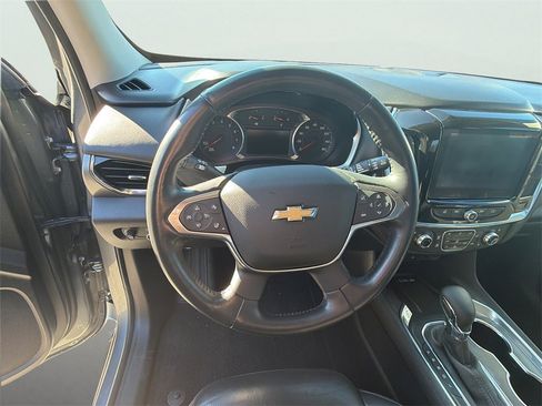 Used 2018 Chevrolet Traverse Premier w/ Driver Confidence II Package image 4