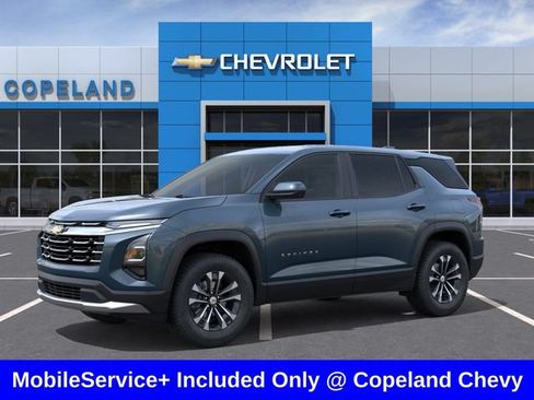 New 2027 Chevrolet Equinox LT FWD image 2