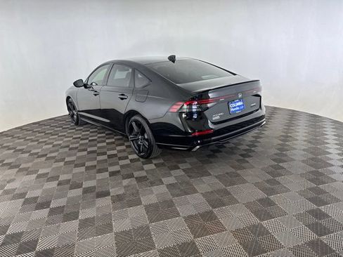 Used 2025 Honda Accord Sport image 8