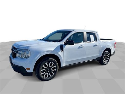 Used 2024 Ford Maverick Lariat image 1