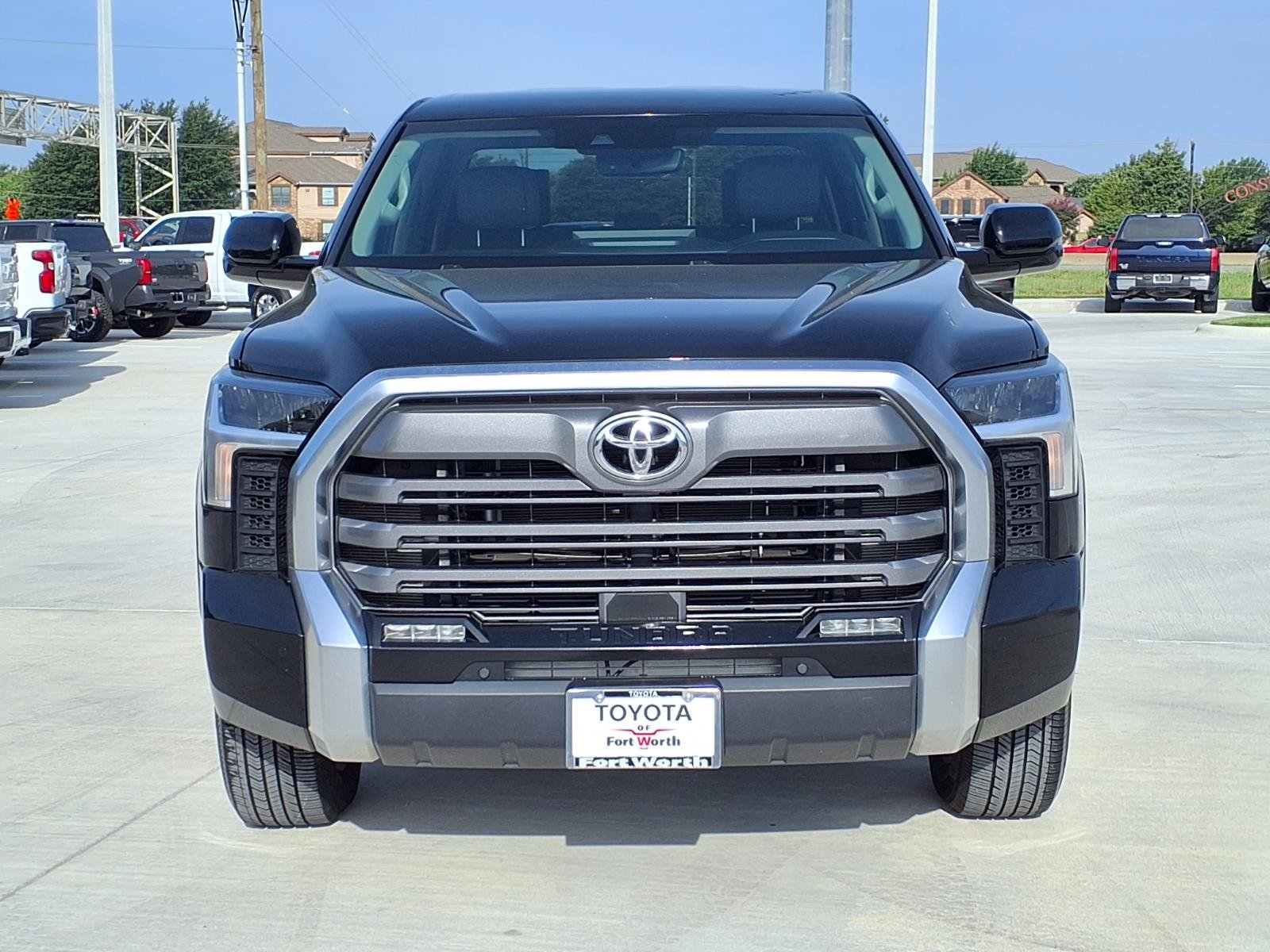 Used 2024 Toyota Tundra Limited w/ Power Package AWD/4WD image 2
