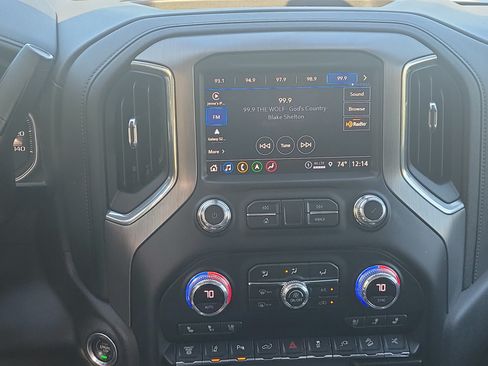 Used 2021 GMC Sierra 3500 Denali w/ Denali Black Diamond Edition AWD/4WD image 25