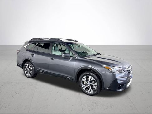 Used 2021 Subaru Outback Limited image 4