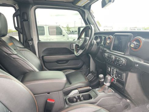 Used 2021 Jeep Gladiator Mojave AWD/4WD image 31