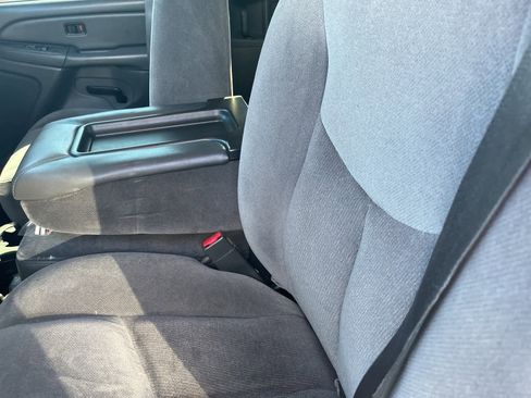 Used 2005 GMC Sierra 1500 SLE image 23