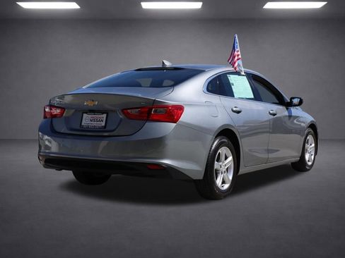 Used 2024 Chevrolet Malibu LT image 4