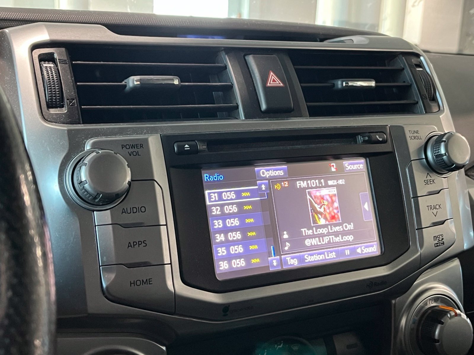 Used 2014 Toyota 4Runner SR5 AWD/4WD image 19