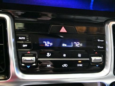 Used 2021 Kia Sorento SX FWD image 33