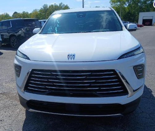 Used 2025 Buick Enclave Preferred FWD image 10