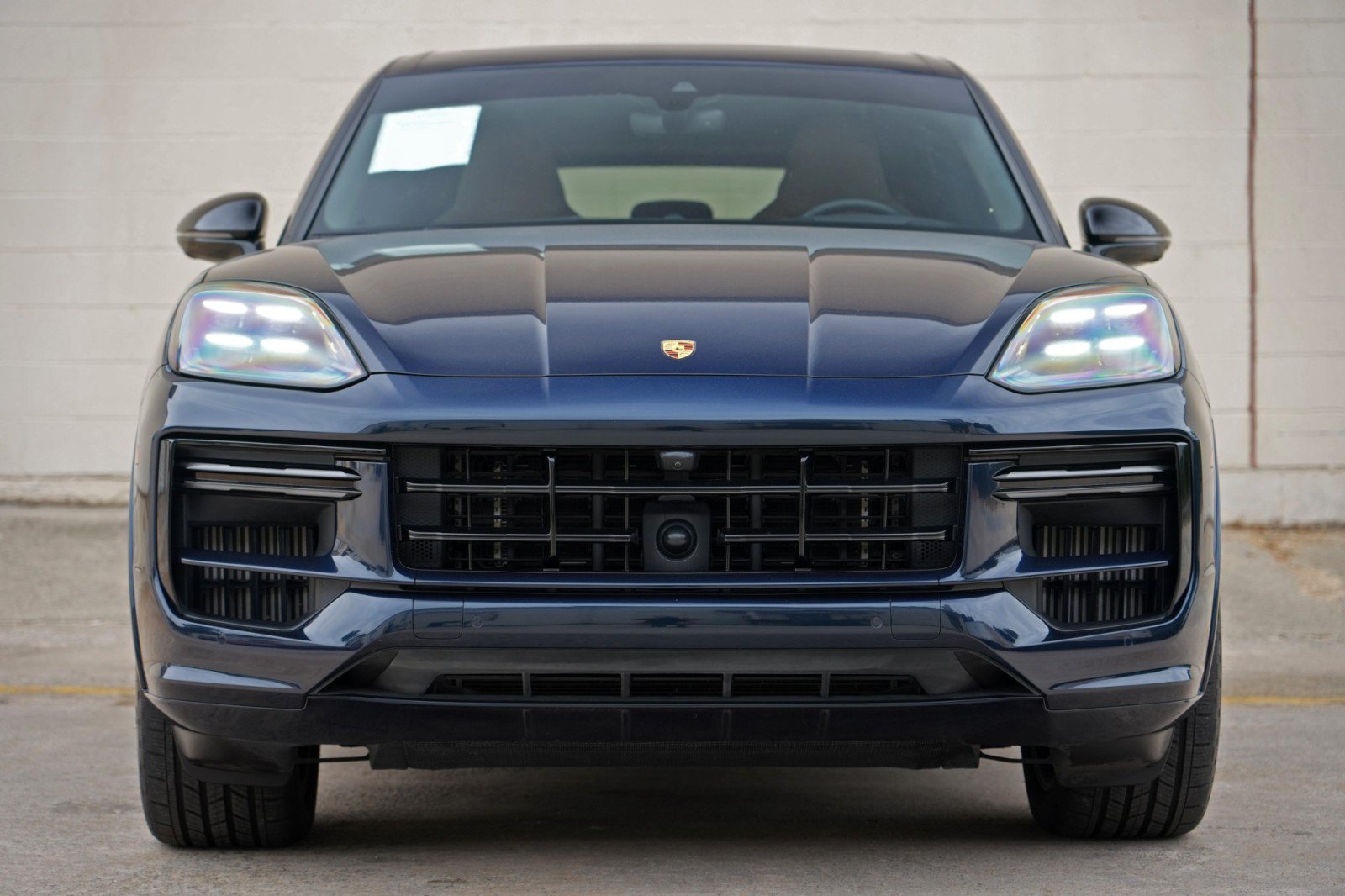Used 2024 Porsche Cayenne Turbo AWD/4WD image 7