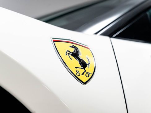 Used 2016 Ferrari 488 GTB RWD image 51