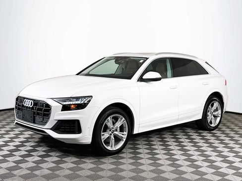 Used 2023 Audi Q8 Premium w/ Convenience Package image 1
