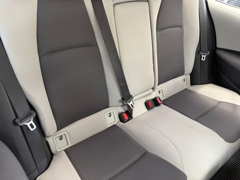 Used 2024 Toyota Corolla LE w/ LE Convenience Package FWD image 18