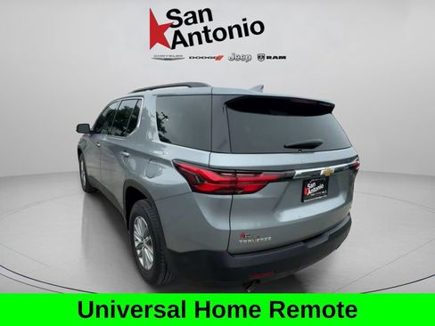 Used 2023 Chevrolet Traverse LT FWD image 11