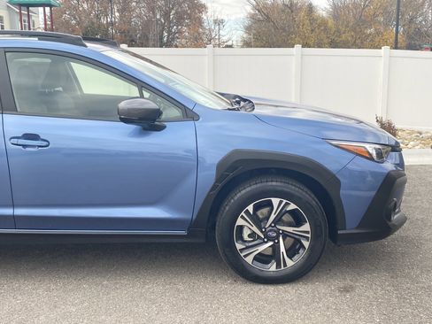 Used 2024 Subaru Crosstrek 2.0i Premium image 8