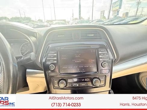 Used 2020 Nissan Maxima 3.5 SV w/ Floor Mat Group FWD image 13