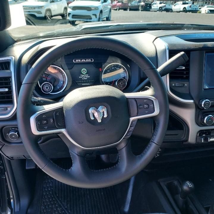 New 2024 RAM 5500 4x4 Regular Cab image 5