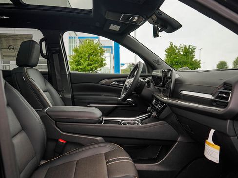 New 2026 Chevrolet Traverse High Country AWD/4WD image 12