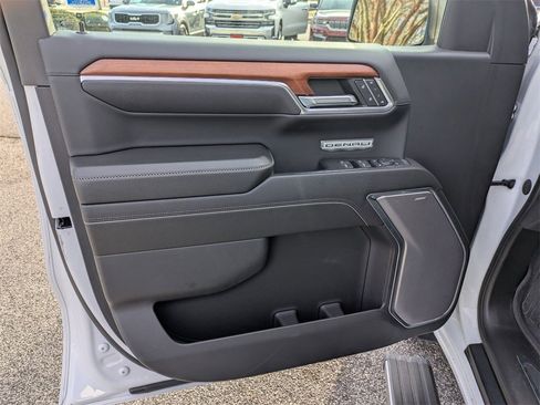 Used 2022 GMC Sierra 1500 Denali image 12