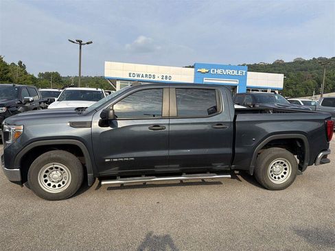 Used 2021 GMC Sierra 1500 2WD Crew Cab w/ Sierra Value Package image 2