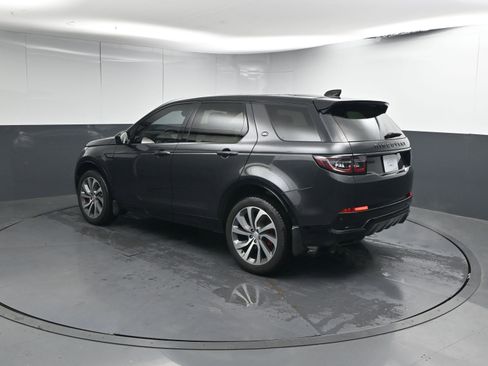 Certified 2025 Land Rover Discovery Sport Dynamic SE image 3