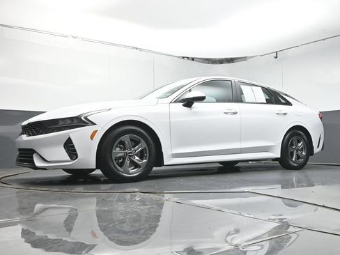 Used 2023 Kia K5 LXS FWD image 36