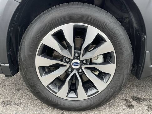 Used 2024 Subaru Outback Limited XT AWD/4WD image 46