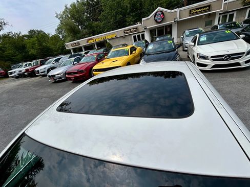 Used 2018 BMW 530i xDrive image 10