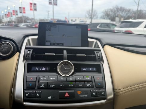 Used 2015 Lexus NX 200t FWD image 16