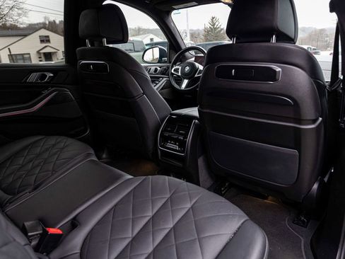 Used 2025 BMW X7 xDrive40i AWD/4WD image 26