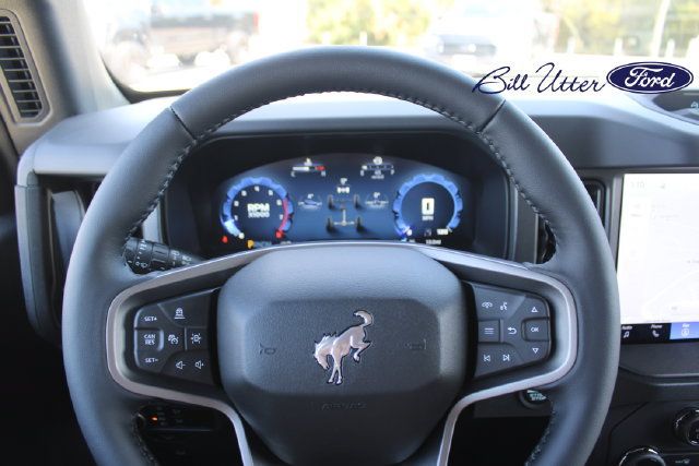New 2026 Ford Bronco Badlands AWD/4WD image 17
