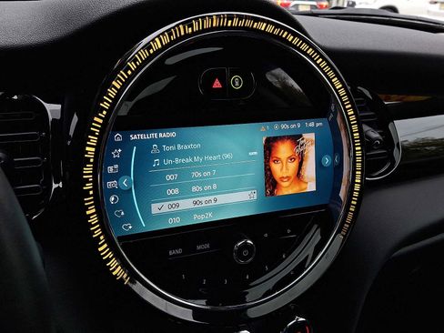 Certified 2024 MINI Cooper SE image 17