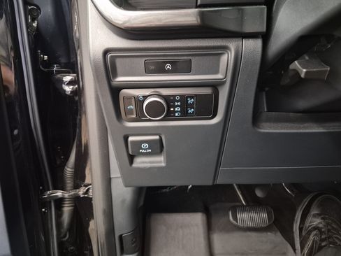 Used 2025 Ford F150 STX RWD image 19