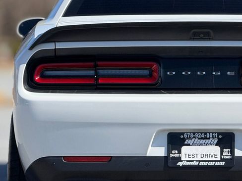 Used 2019 Dodge Challenger SRT Hellcat w/ Alcantara Appearance Package image 15