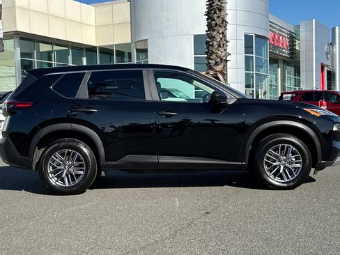 Certified 2023 Nissan Rogue S AWD/4WD image 3
