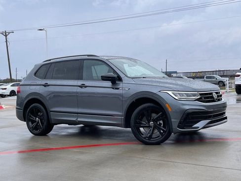 Used 2023 Volkswagen Tiguan SE R-Line image 5