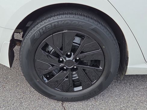 Used 2023 Nissan Altima 2.5 S image 7